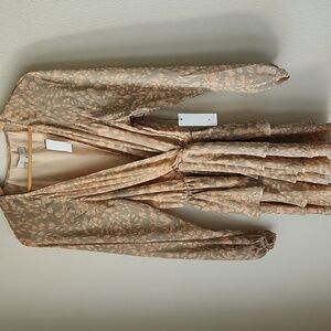 Willow Valerie Long Sleeve Floral Tiered Minidress in Apricot NWT Sz L Flowy